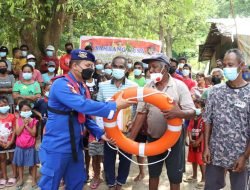 Satpolairud Polres Karimun Melaksanakan Giat Sambang Nusa Bersama KP Terukur ( Kapal Baharkam BKO Kepri ) di Pulau Karimun Anak