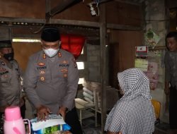 JUM’AT Berkah, Bakti Sosial Kapolres Karimun