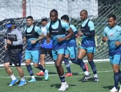 Persib Bandung Gelar Laga Uji Coba  Melawan Klub Singapura di Batam