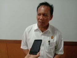 Udin Sialoho Minta Pihak Bank Riau Kepri Bertanggung Jawab pada Nasabah