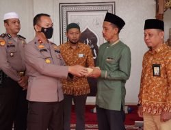 Polres Serahkan Zakat Mal Profesi ke Baznas Meranti