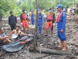 SAR Gabungan Satpolairud Polres Karimun Berhasil Menemukan Korban Laka Laut