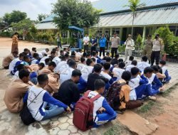 Polres Karimun Melakukan Pembinaan Terhadap Siswa SMKN 1 Karimun Yang Adu Jotos