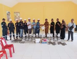 Gairahkan Pariwisata Kolong Bebek Desa Gemuruh, PT DAK Berikan Bantuan Peralatan Bebek Air