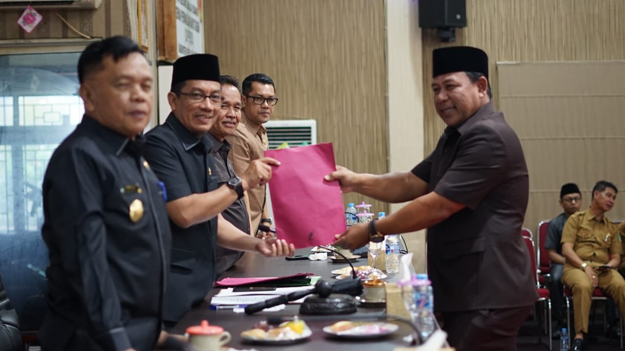 Dprd Kepulauan Meranti Berikan Pandangan Umum Fraksi Terhadap Dua Ranperda Oleh Pemerintah 7962