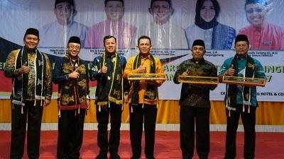 Ketua IWAKUSI Tanjungpinang – Bintan Dilantik, Ansar Minta Warga Kuansing Ikut Andil Dalam Pembangunan