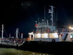 Bea Cukai Batam Amankan Kapal Tanker MT Zakira di Perairan Karimun Besar