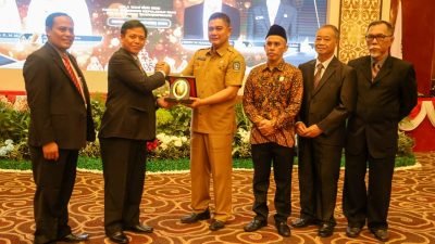 Anugerah KIP Kepri 2022, Bentuk Komitmen Pemprov Kepri Implementasikan UU No. 14 Tahun 2008