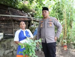 Kapolres Karimun Sambangi Masyarakat Yang Membutuhkan Bantuan