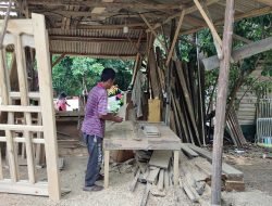 Usaha Zulkifli Mampu Bertahan di Tengah Kondisi Ekonomi yang Sulit