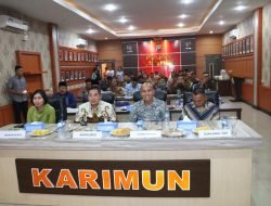 Polres Karimun Nobar Wayang Kulit Bersama TNI dan Komunitas Pecinta Wayang