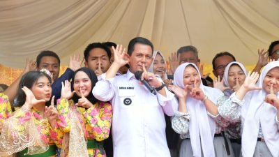 Ansar Buka Kegiatan Pelatihan Kepala Sekolah dan Wakil Tingkat SMA/SMK Se-Kota Batam