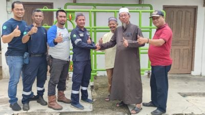 Jelang Idul Adha, PT Timah Tbk Serahkan Bantuan Peralatan Penyembelihan Hewan Kurban ke Masjid Nurul Jami