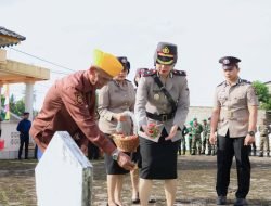 Polres Karimun Laksanakan Ziarah Makam Pahlawan Dan Tabur Bunga
