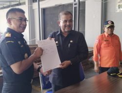 Kanwilsus DJBC Kepri Menghibahkan 2 Unit Speed Boat Kepada Pemda Karimun