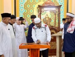 Bupati Karimun Aunur Rafiq Meresmikan Masjid Miftahul Jannah Tahun Baru Islam 1445 H