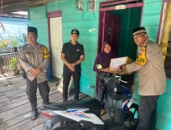 Bakti Sosial Kapolsek Moro Kepada Masyarakat yang Membutuhkan