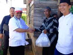 Bupati Karimun Salurkan Bantuan Dan Pastikan Perbaiki Rumah Seorang Warga Terdampak Puting Beliung