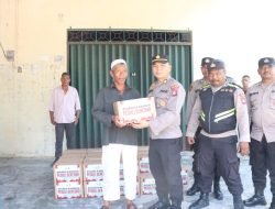 Kapolres Karimun Ulurkan Bantuan Untuk Masyarakat Terkena Bencana Alam