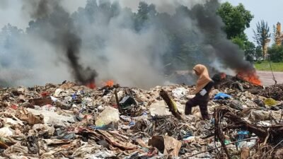 Oknum Tokoh Masyarakat Buang Limbah Perusahaan Sembarangan dilahan Warga
