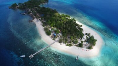 Menparekraf Dukung KEK Likupang sebagai Regenerative Tourism Area