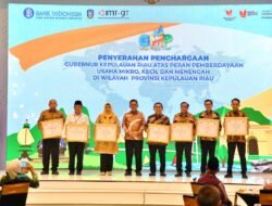 Dekranasda Provinsi Kepri Mendapatkan Penghargaan atas Peran Pemberdayaan UMKM