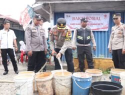 HUT Humas Polri Ke-72, Sihumas Polres Karimun Salurkan Air Bersih
