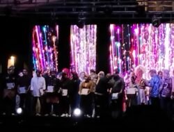 Bupati Aunur Rafiq Menghadiri Malam Puncak Enjoy Event Karimun