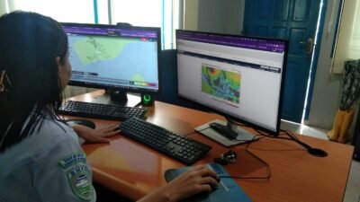 BMKG Dabo Lingga Perkirakan Aktivitas Hujan Berlangsung Hingga 1 Minggu Kedepan