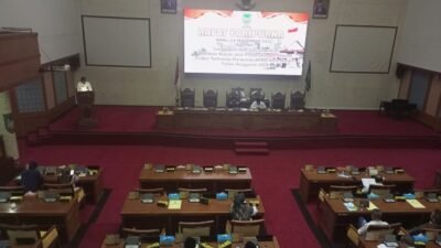 Paripurna DPRD Batam: Pandangan Umum Fraksi Ranperda APBD 2024 Disetujui untuk Dilanjutkan
