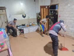 Polsek Moro Gerak Cepat Bantu Korban Akibat Pecahnya Tanggul Penampungan Air