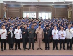 Bupati Karimun Aunur Rafiq Melantik 256 Pejabat Fungsional