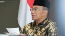 Menko PMK Ditunjuk Jadi Plt Menteri Sosial, Gantikan Risma yang Mundur