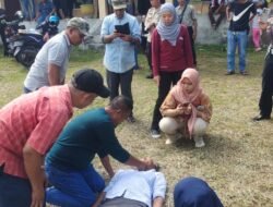 HUT Bhayangkara Ke-78: Satlantas Polres Lingga Berikan Edukasi Simulasi Tangani Korban Laka Lantas