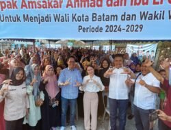 Amsakar-Li Claudia Silaturahmi Bersama Masyarakat Tanjung Riau 