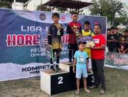 Kalahkan Tuan Rumah di Liga Edukasi U10, Kapten Wazza Darka Bawa Daik Junior FC Juara 1