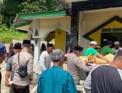 Sambang Duka Waka Polres Lingga dan Kapolsek Singkep di Desa Persing