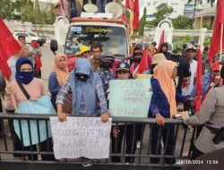 Demo di Depan Kantor DPRD Batam, PMKRI dan Warga Teluk Bakau Tuntut Keadilan Pembebasan Lahan