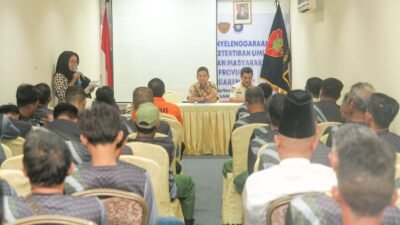 Satpol PP Kepri Bekali Satlinmas Karimun Keahlian Tangani Bencana