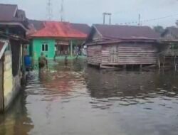 Hujan Awet, Beberapa Rumah Warga Terendam Banjir