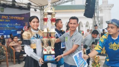 SMP Swasta Ibnu Sina Kabil Raih Juara I di Ajang Batam Open Marching Band  2024