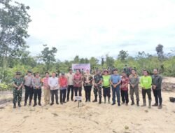 PT TAM Bersama Korem 045 Taman 22.000 Pohon Kayu Putih di Desa Tilam