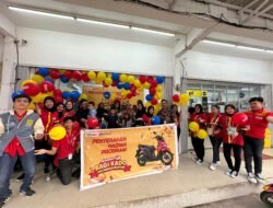 Rayakan Hut Ke-25, Alfamart Batam Serahkan Satu Unit Sepeda Motor Untuk Pelanggan Setia