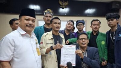 Mahasiswa Sempat Bersitegang Soal Konflik Rempang, Ketua DPRD Batam Tandatangani 6 Poin Ini