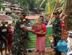 Kodim 0316/Batam Salurkan Bantuan untuk Warga Terdampak Tanah Longsor di Seraya