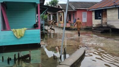 Banjir Rendam Sejumlah Rumah Warga di Kelurahan Dabo Lama