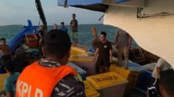 Cuaca Buruk Sebabkan Kapal Pengangkut Ikan Tenggelam di Perairan Bintan