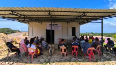 Akses Ibadah Dipagar Pengembang, Ratusan Jemaat Gereja GBKP di Batam Terpaksa ‘Naik Gunung’