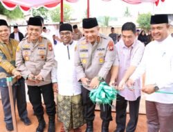 Rangkaian Hari Bhayangkara ke-79, Polda Kepri Salurkan Bantuan Sanitasi ke Ponpes Daarul Hikam