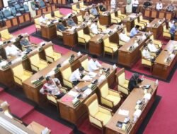 Gelar Paripurna, DPRD Batam Bentuk Pansus Ranperda Adminduk